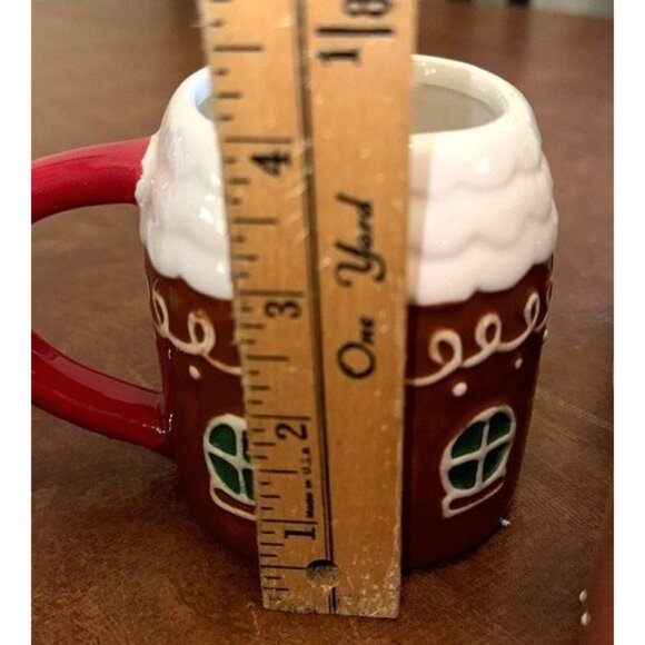 Gingerbread House Mug Set - 3 Piece Ceramic Holiday Cups - Picture 7 of 9